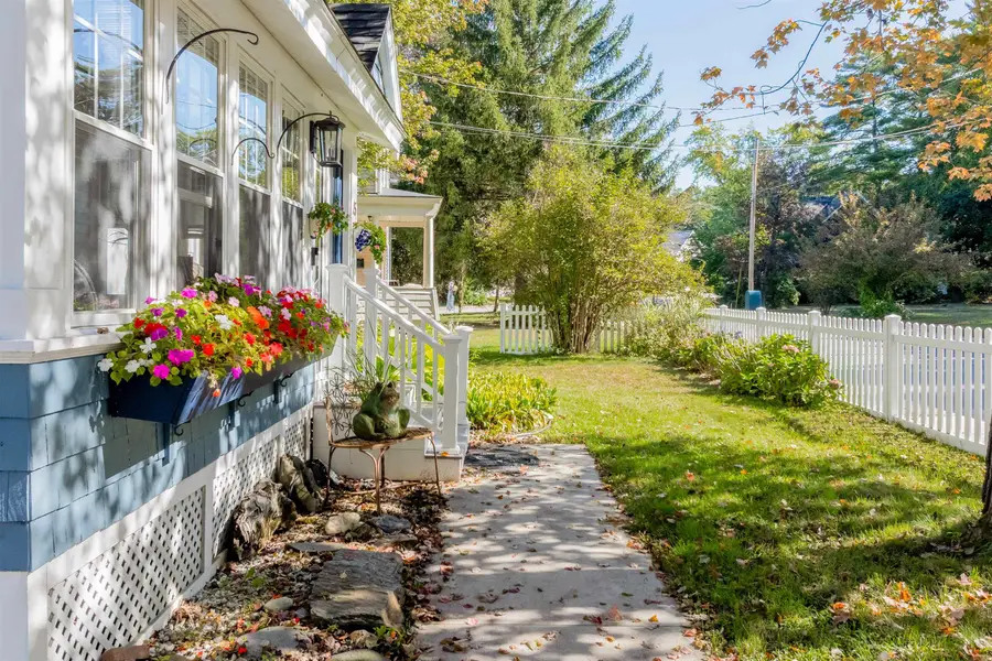 15 Woodland Street, Claremont, NH 03743 - #2