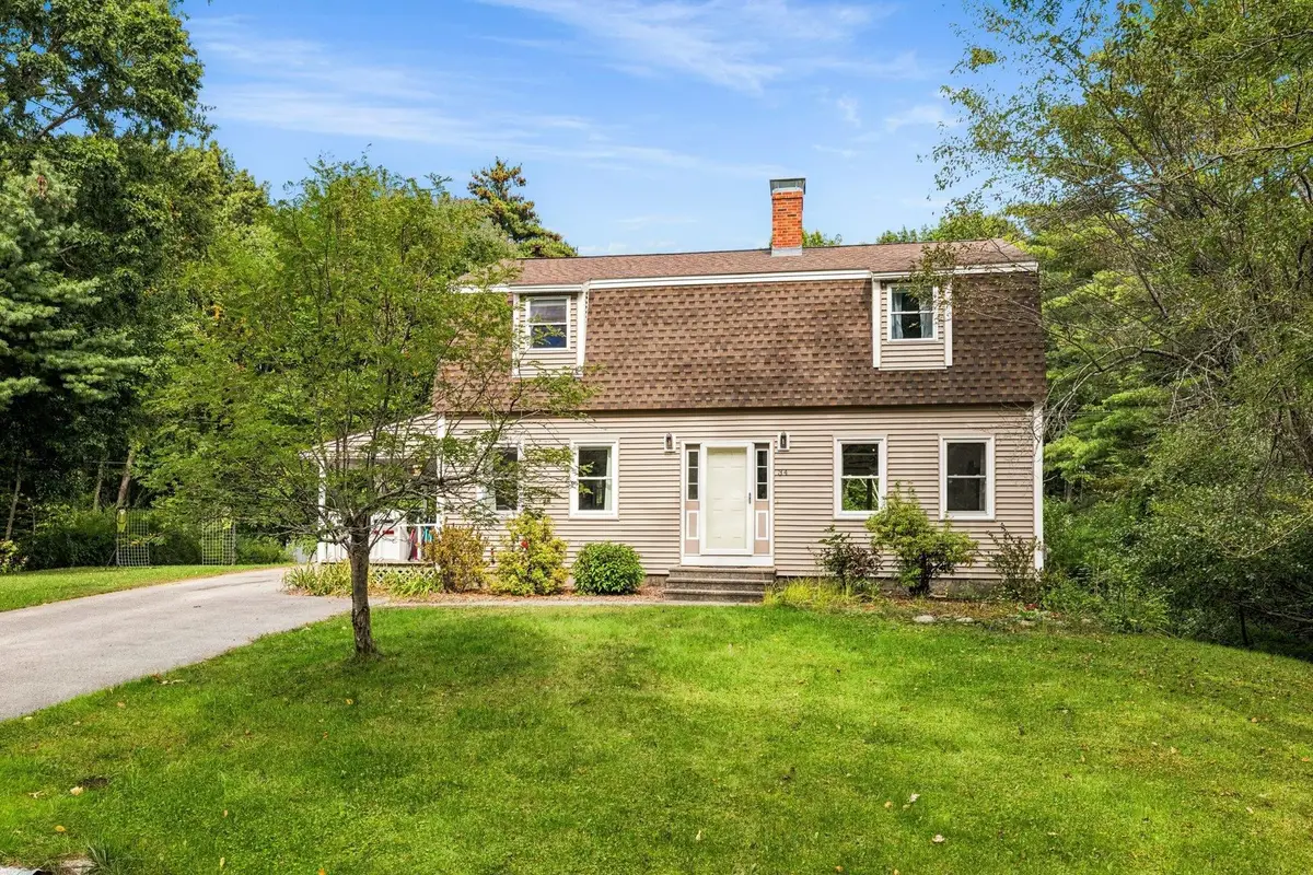 34 Crestview Terrace, Stratham, NH 03885 - #1