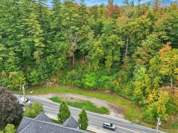 277 South Main Street, Stowe, VT 05672
