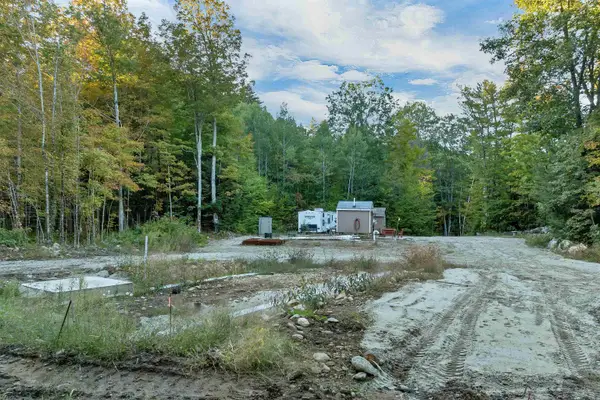 395 North Dorchester Road, Wentworth, NH 03282
