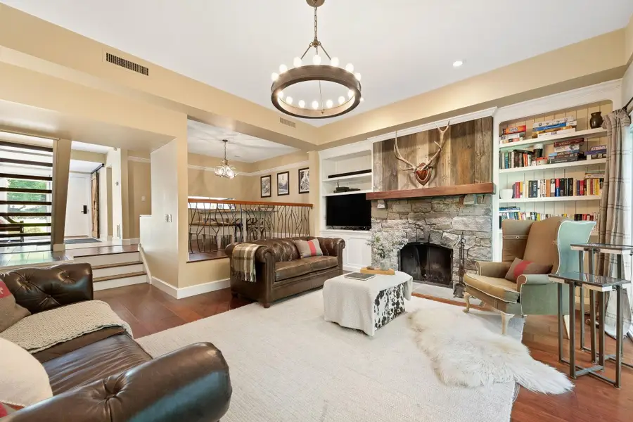 327 Topnotch Drive #B, Stowe, VT 05672 - #3