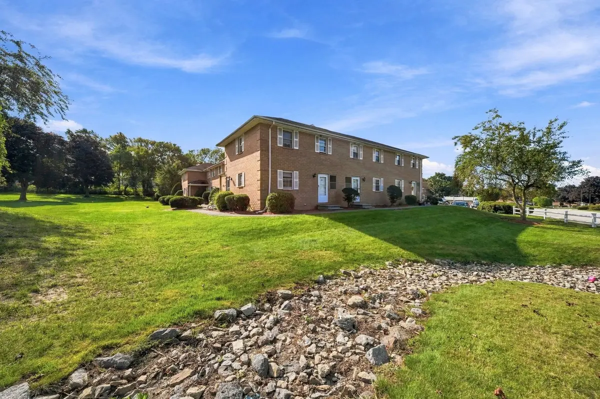102 Elmwood Drive, Hudson, NH 03051 - #1