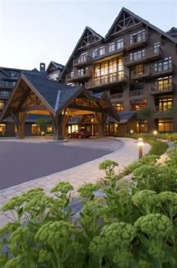 7412 Mountain Road #325, Stowe, VT 05672