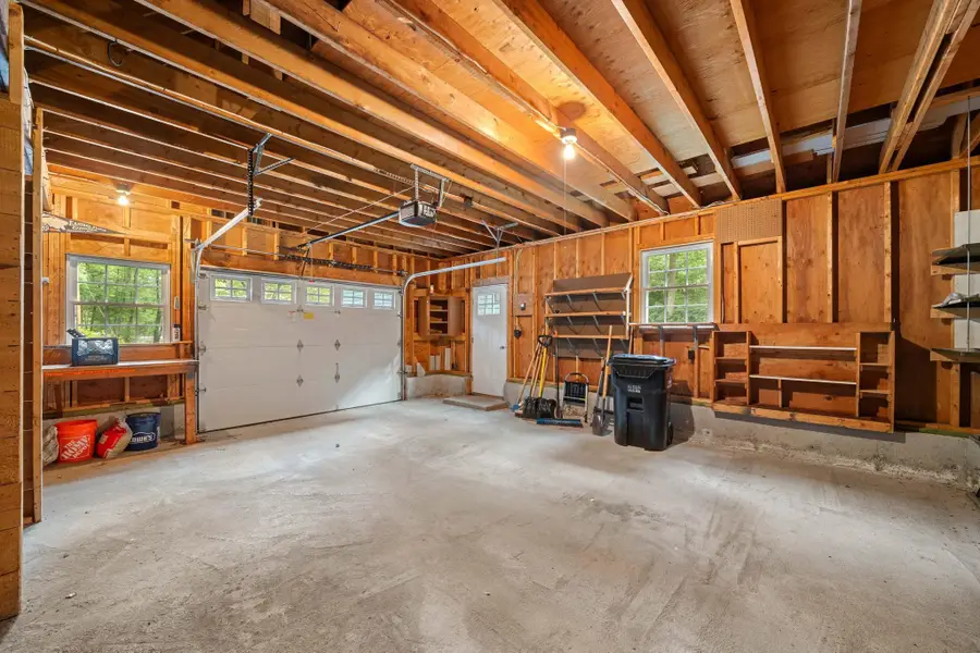 12 Woodcrest Drive, Hudson, NH 03051 - #3