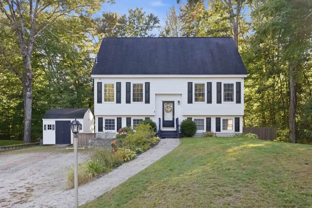 7 Sherwood Forest Drive, Canterbury, NH 03224 - #1