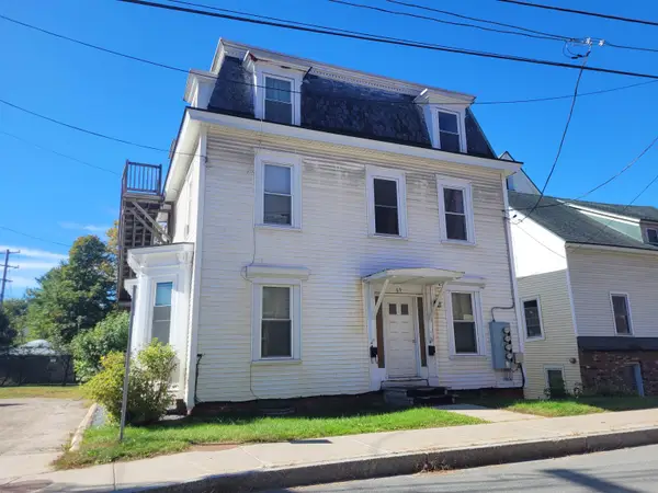 69 Central Street, St. Johnsbury, VT 05819