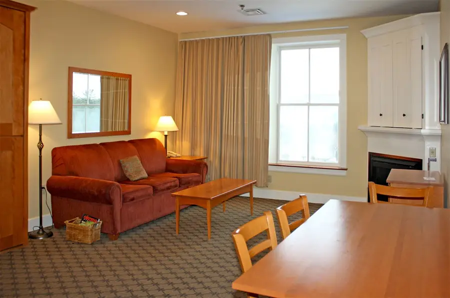 453 Qtr. I I I Jackson Gore Inn, Ludlow, VT 05149 - #3