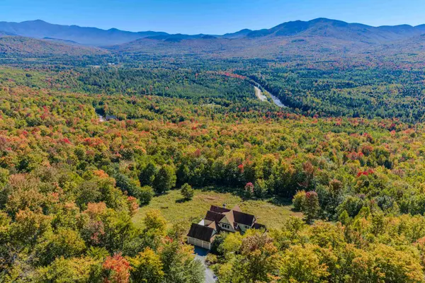 209 Ledgewood Drive, Bethlehem, NH 03574