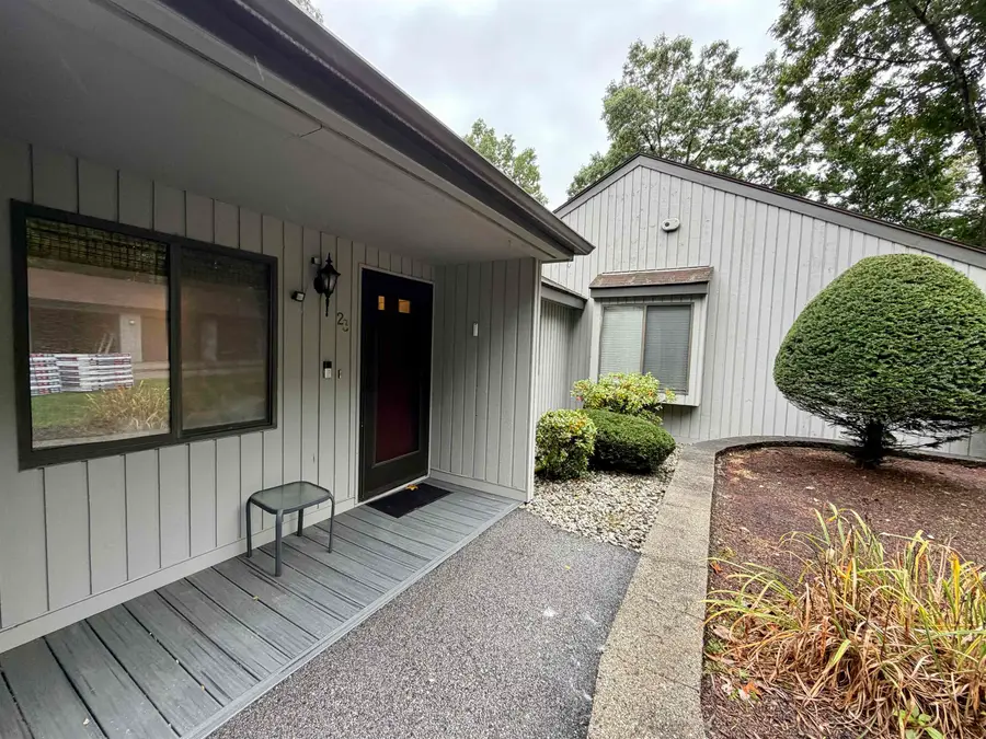 23 Essex Green Court, Merrimack, NH 03054 - #2