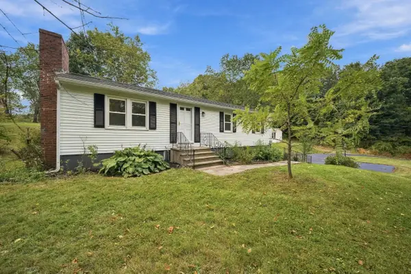 136 Haverhill Road, Chester, NH 03036