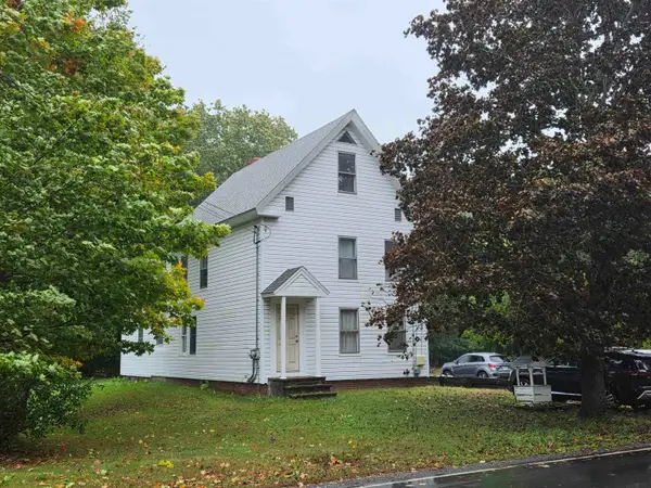 5 Whittier Street, Newton, NH 03858
