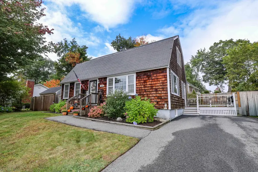 108 Westwood Drive, Nashua, NH 03062 - #2