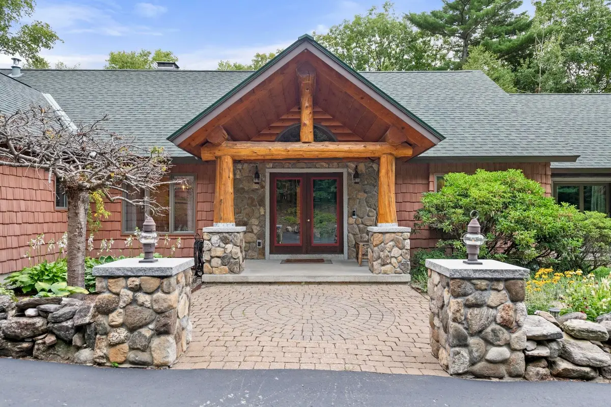 33 Indian Point Road, Hebron, NH 03241 - #1