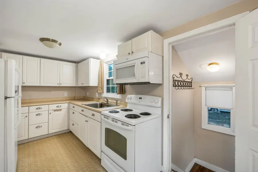 64 Fenton Avenue, Laconia, NH 03246 - #3