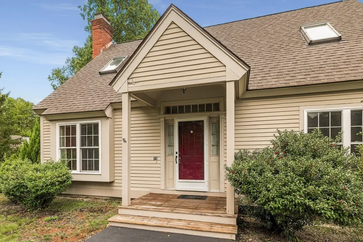 26 Stratham  Green, Stratham, NH 03885 - #1