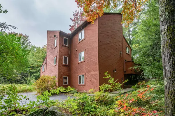 13 Parker Road, Brookline, NH 03033