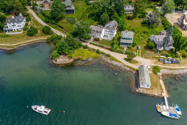 12 Barrell Lane Extension, York, ME 03909