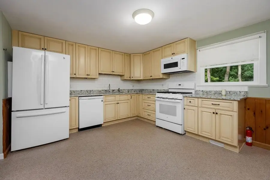 55 Birchwood Drive, White River Junction, VT 05001 - #3