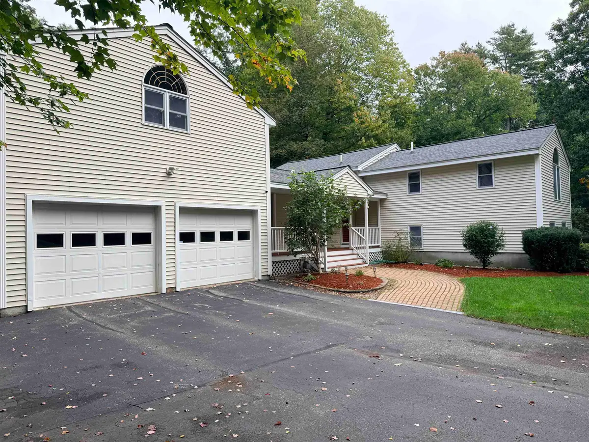 18 Windsor Drive, Amherst, NH 03031 - #1