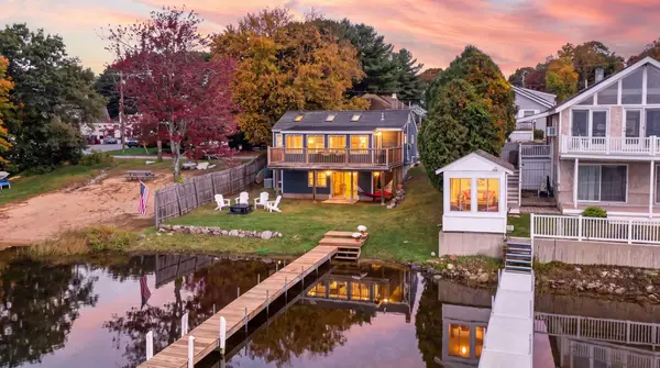 20 Lakeside Drive, Sandown, NH 03873
