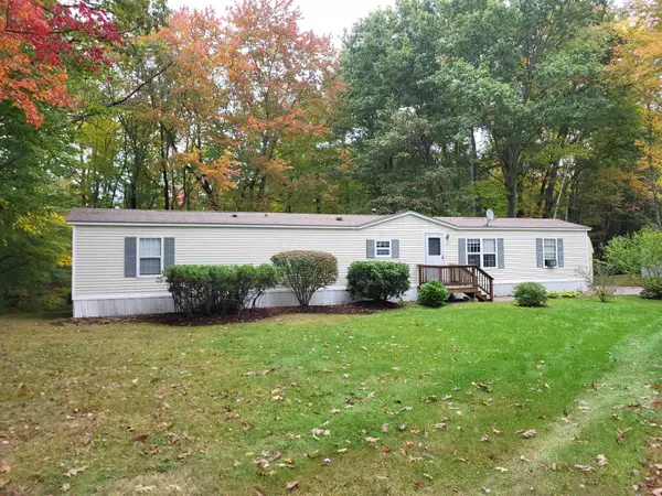 732 Concord Stage Road #44, Weare, NH 03281