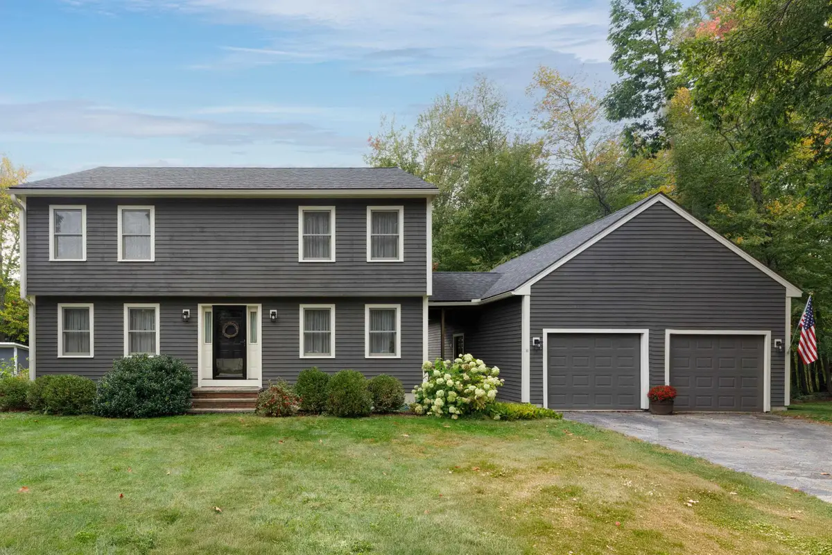 11 Peterson Circle, Concord, NH 03301 - #1