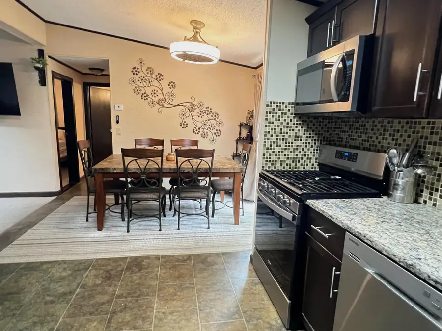 156 N River Road, Epping, NH 03042 - #2