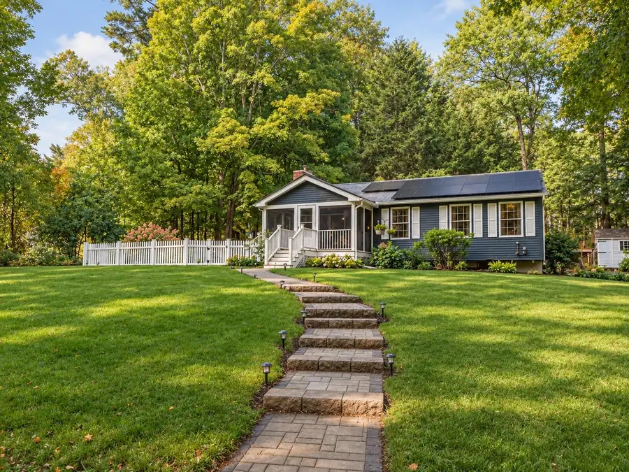 11 Beach Drive, Kingston, NH 03848 - #2