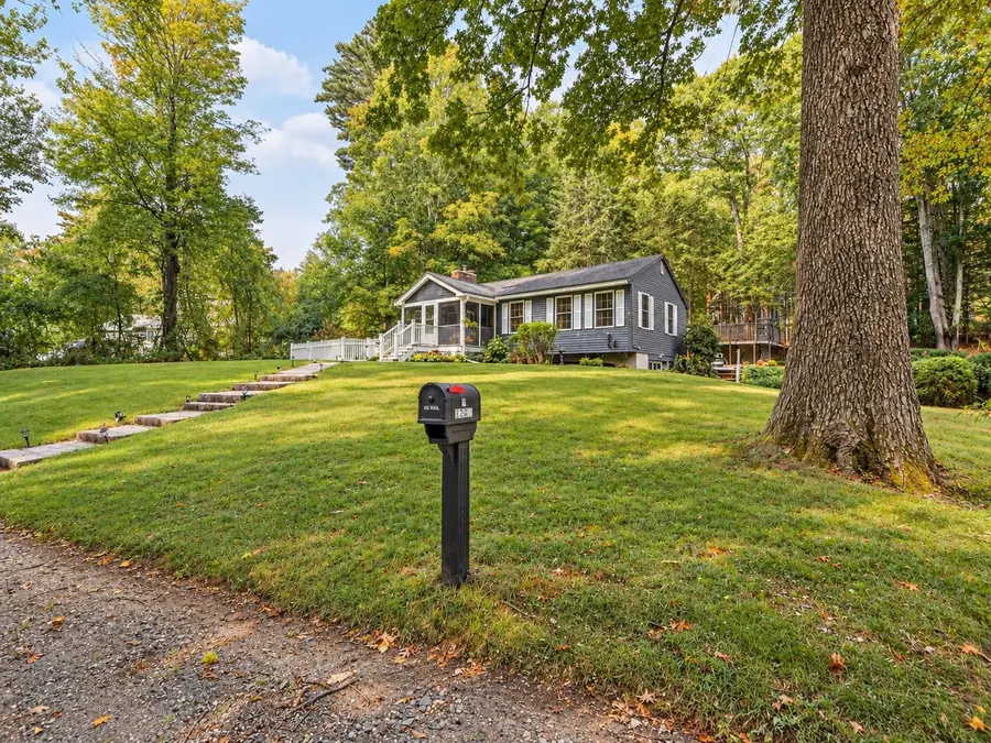 11 Beach Drive, Kingston, NH 03848 - #3