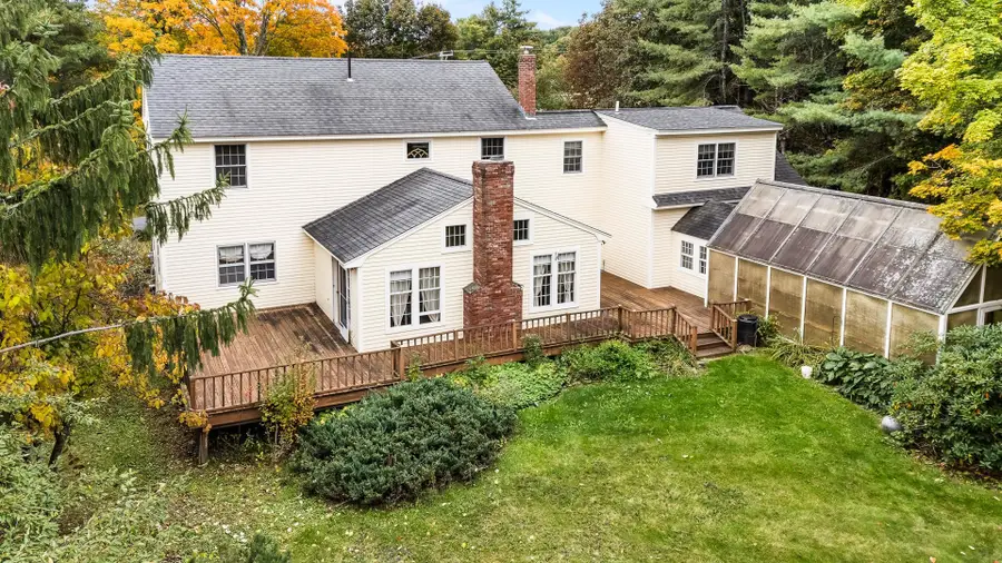 292 South Pleasant Street, New London, NH 03257 - #3