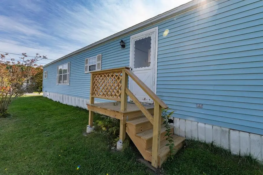 78 Silver Street, Seabrook, NH 03874 - #3