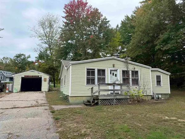 573 Washington Street, Barrington, NH 03825