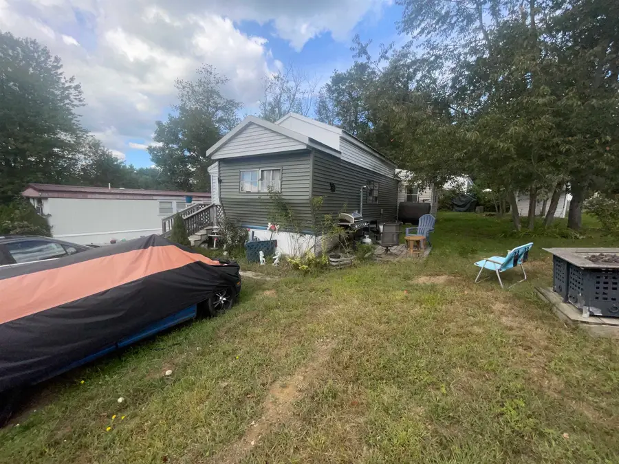 6 Washington Avenue, Allenstown, NH 03275 - #2
