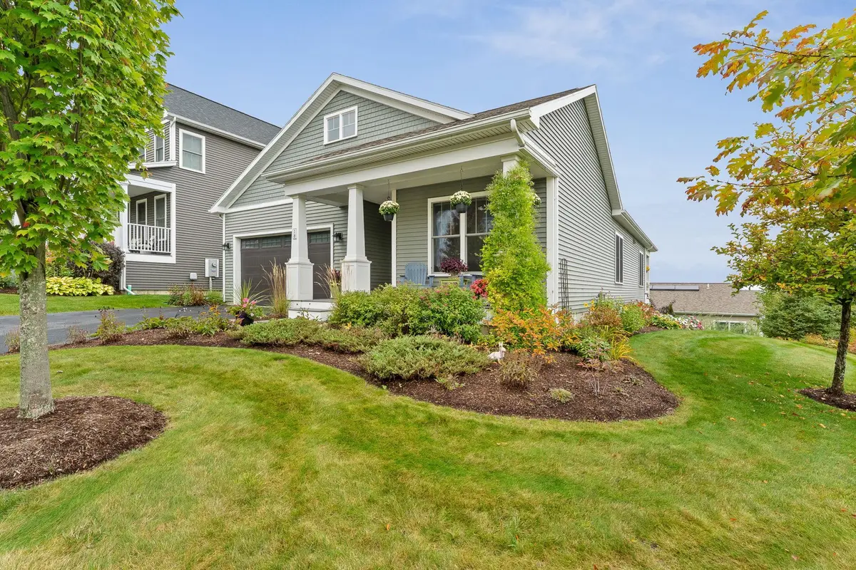 18 Split Rock Court, South Burlington, VT 05403 - #1