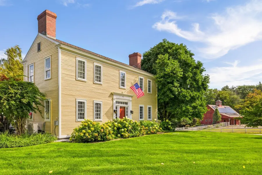 203 Kensington Road, Hampton Falls, NH 03844 - #3