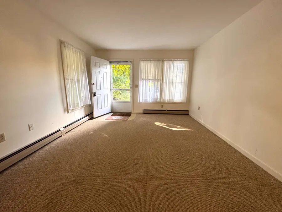 432 South Street #B3, Bennington, VT 05201 - #3