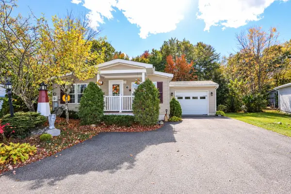 31 Magnolia Lane, Belmont, NH 03220