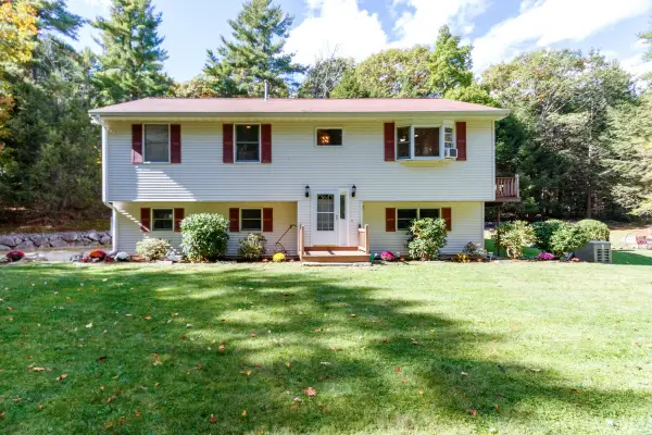 269 High Street, Candia, NH 03034