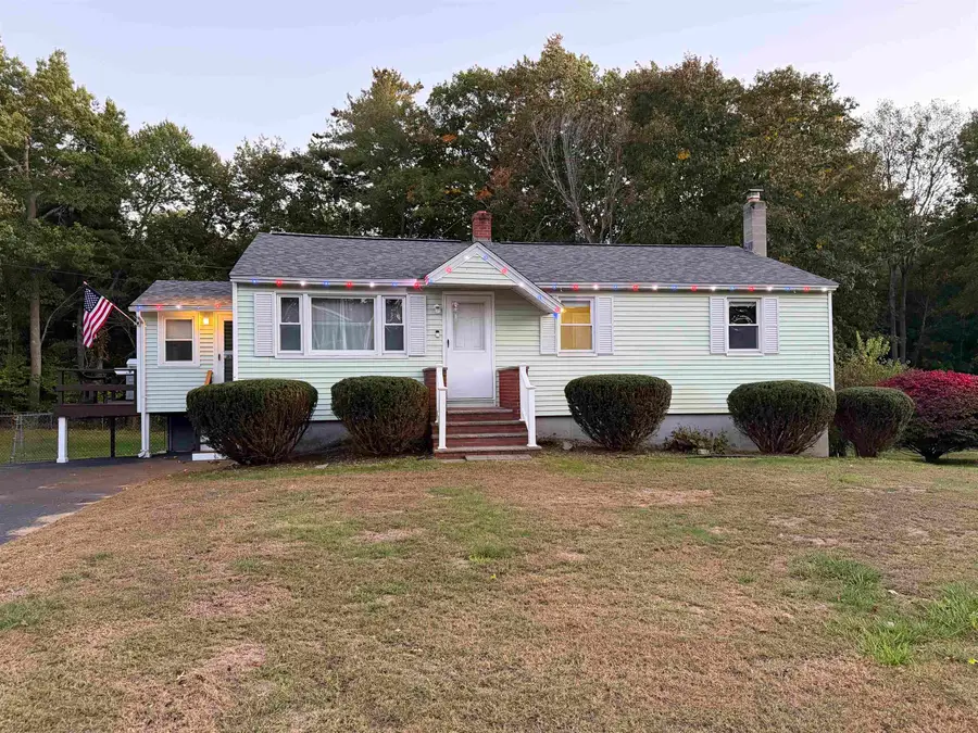 11 Royal Circle, Salem, NH 03079-2643 - #3