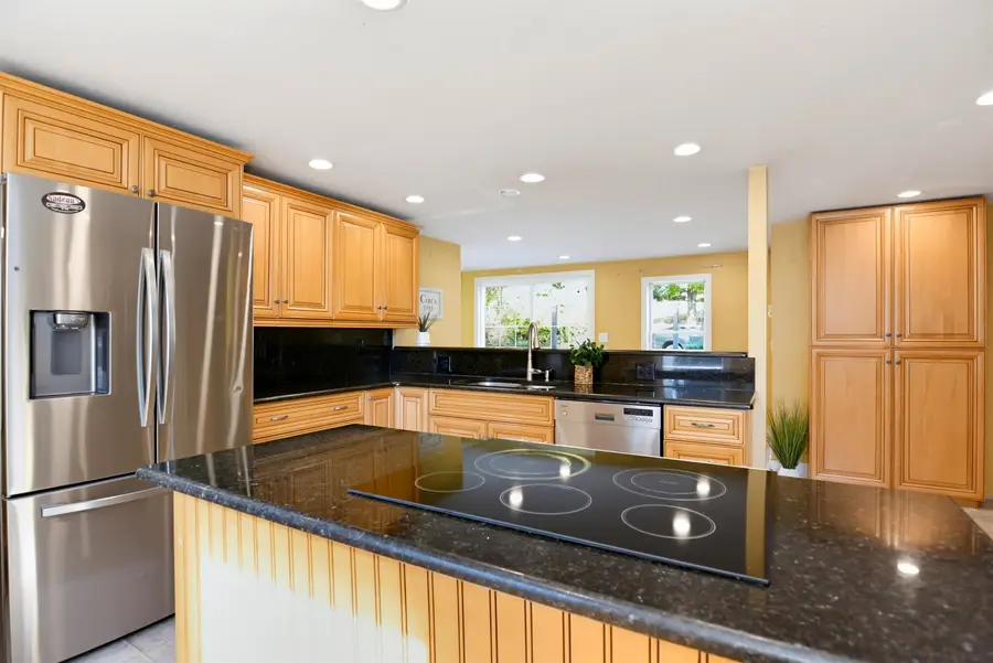 185 Elm Street, Goffstown, NH 03045 - #3