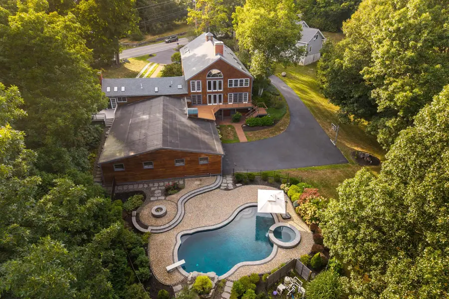 17 NEWFIELDS Road, Exeter, NH 03833 - #2