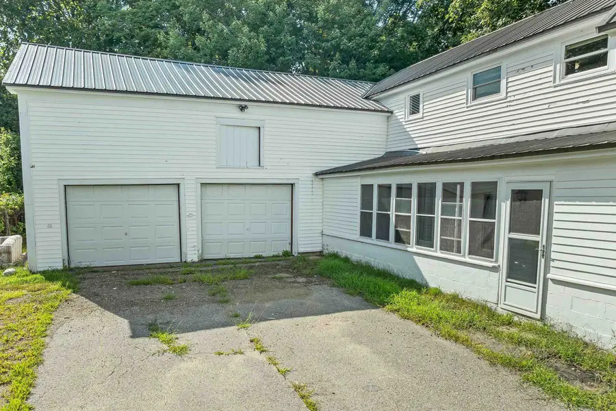 8 Winter Street, Plymouth, NH 03264 - #3