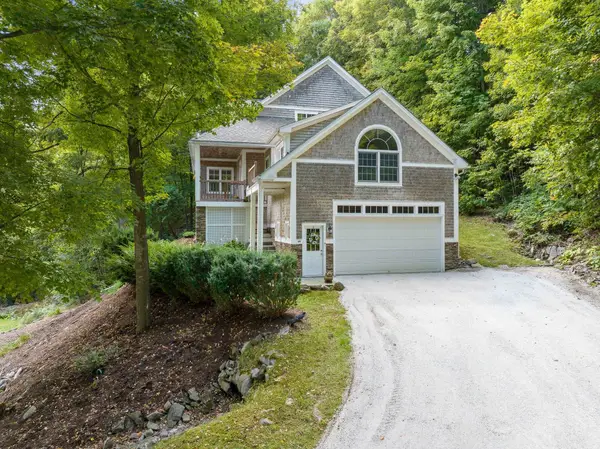 6304 Dorset Street, Shelburne, VT 05482
