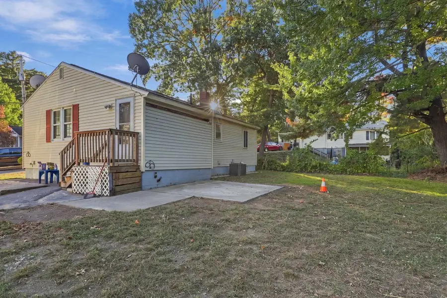 26 Claire Street, Manchester, NH 03103 - #3
