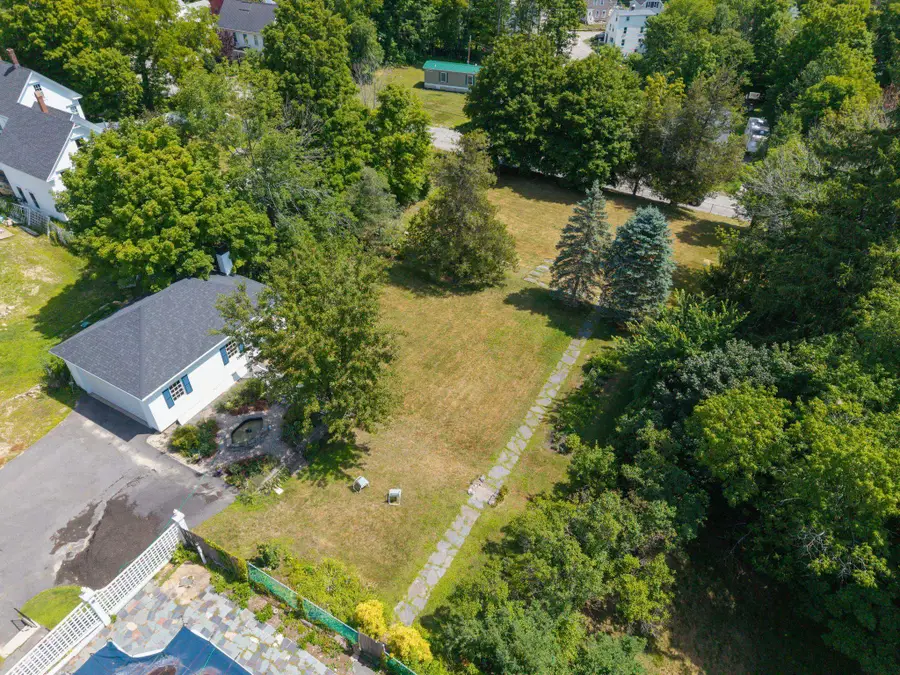 555 Main Street, Farmington, NH 03835 - #2