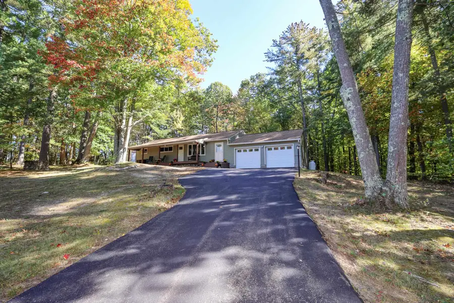 1110 W Hollis Street, Nashua, NH 03062 - #2
