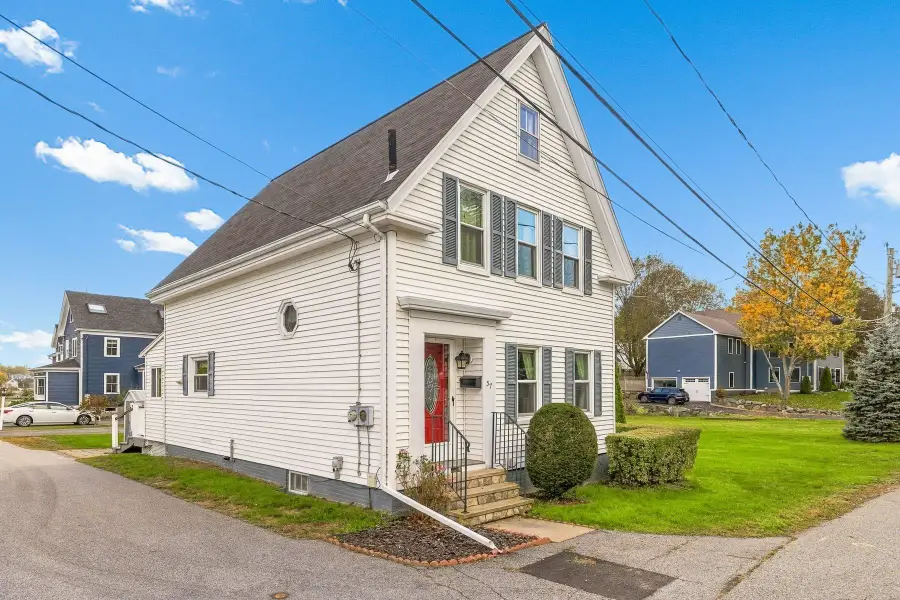 57 Thornton Street, Portsmouth, NH 03801 - #3