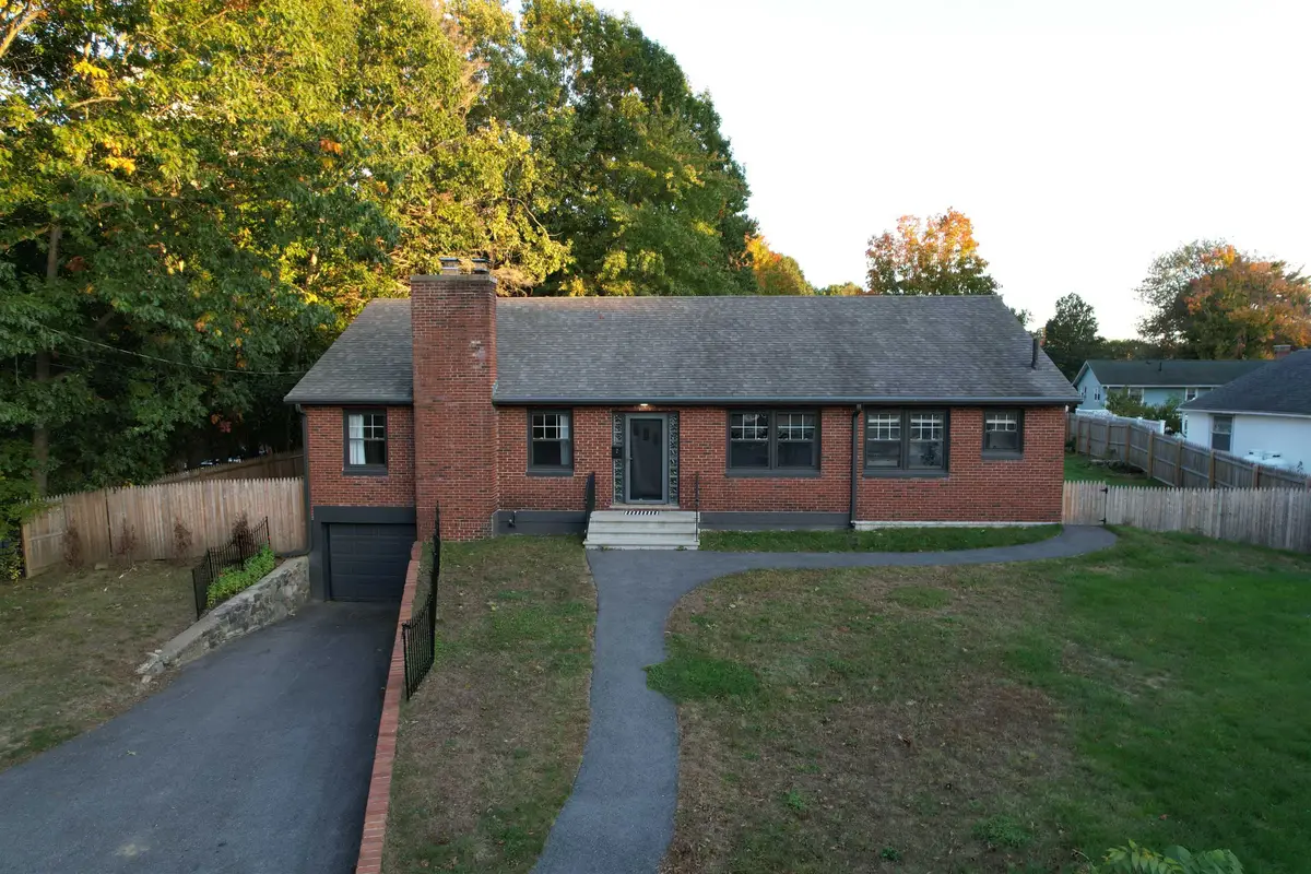2 Melbourne Street, Portsmouth, NH 03801 - #1