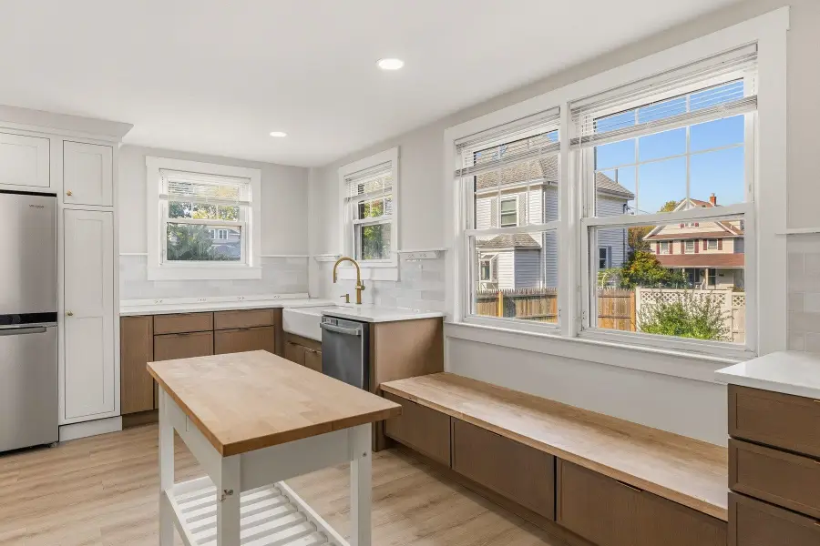 2 Melbourne Street, Portsmouth, NH 03801 - #3