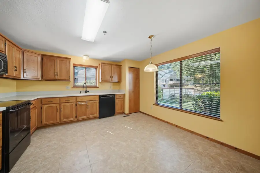 10 Ironwood Lane, Atkinson, NH 03811 - #3